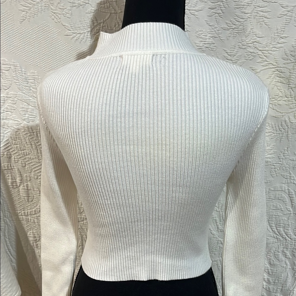 White Cut-Out Ribbed Sweater Top - Picture 6 of 9